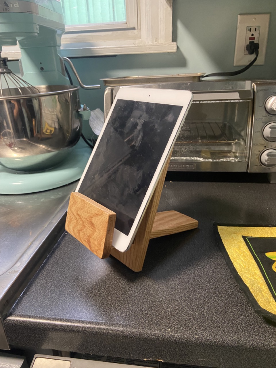 tablet stand 2