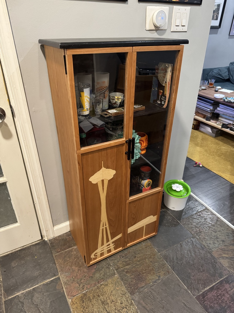 display-cabinet